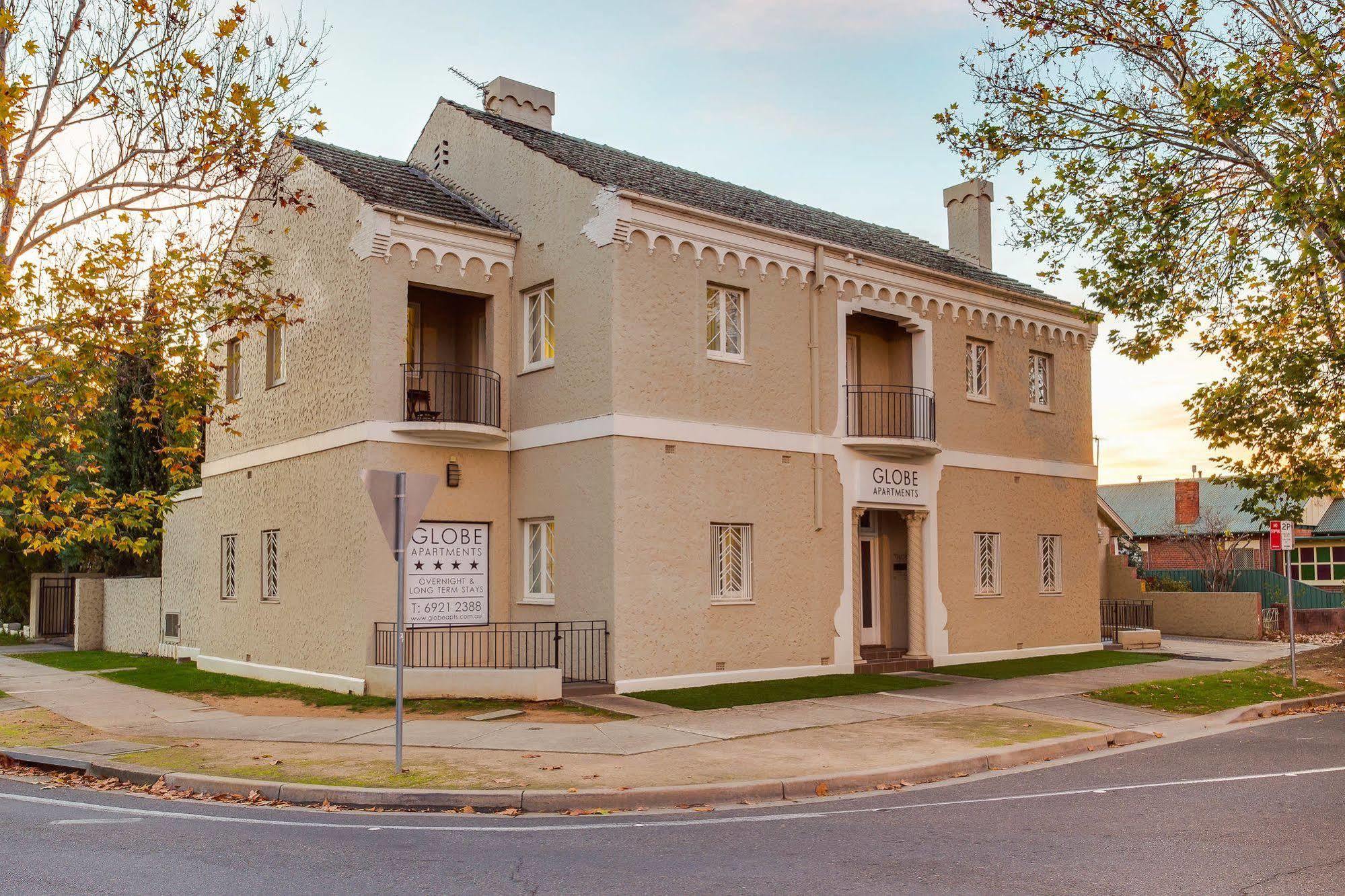 Globe Apartments Wagga Wagga Exterior photo
