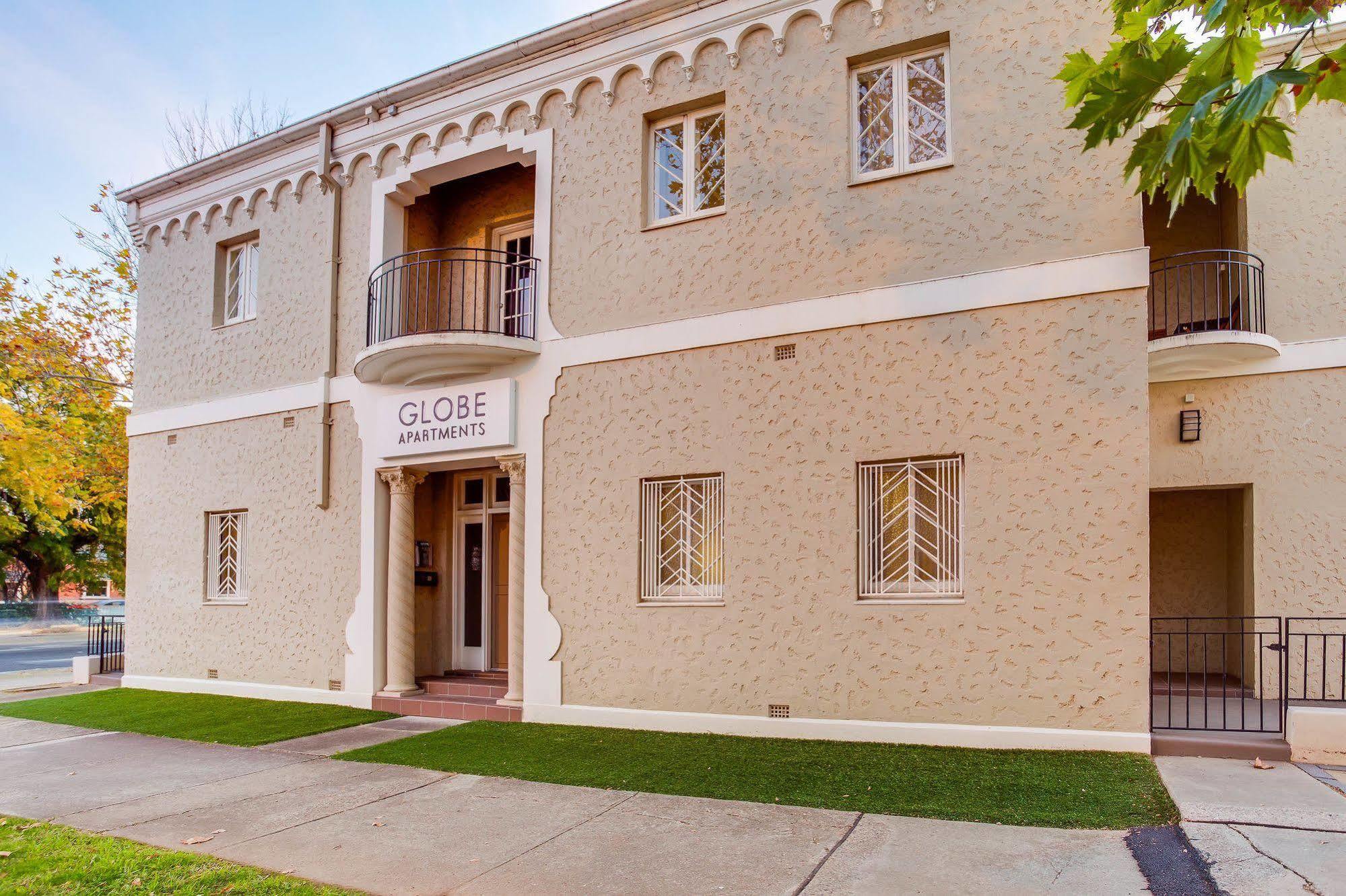 Globe Apartments Wagga Wagga Exterior photo
