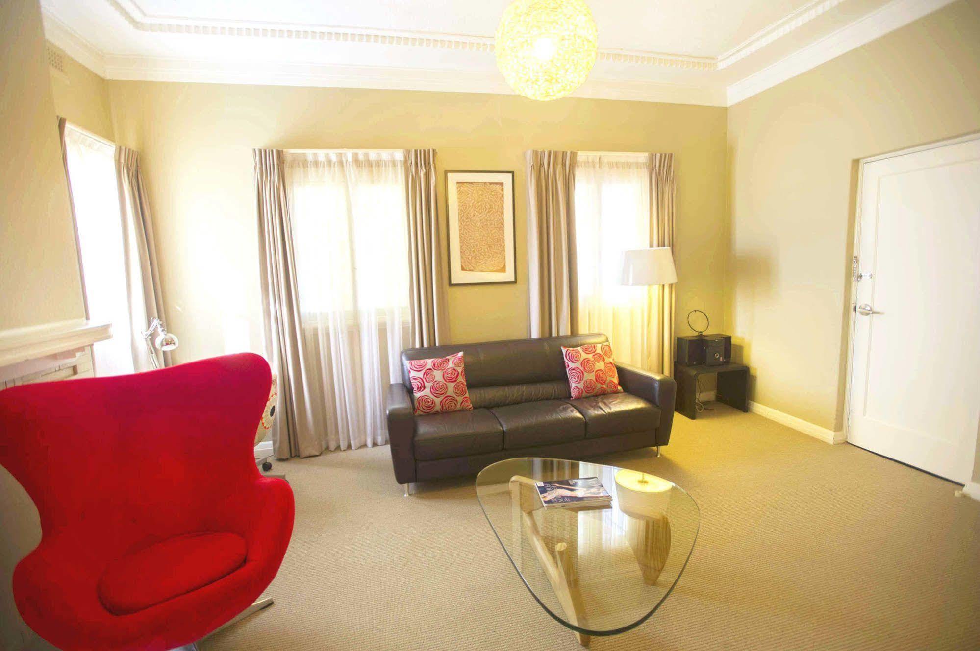 Globe Apartments Wagga Wagga Exterior photo